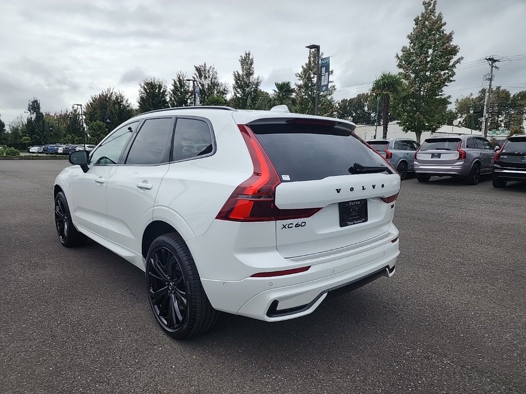 New 2027 Volvo XC60 plug-in hybrid T8 Ultra Black Edition SUV