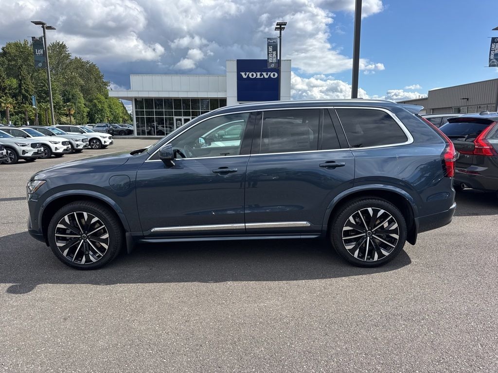 New 2026 Volvo XC90 plug-in hybrid T8 Plus 6-Seater SUV