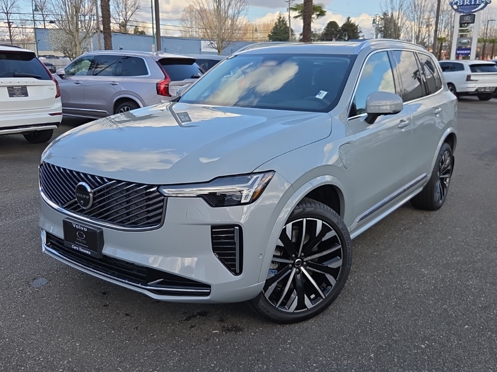 2026 Volvo XC90 plug-in hybrid