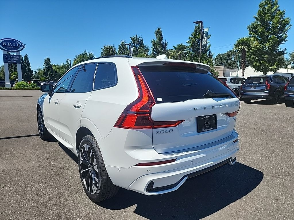 New 2026 Volvo XC60 plug-in hybrid T8 Plus SUV