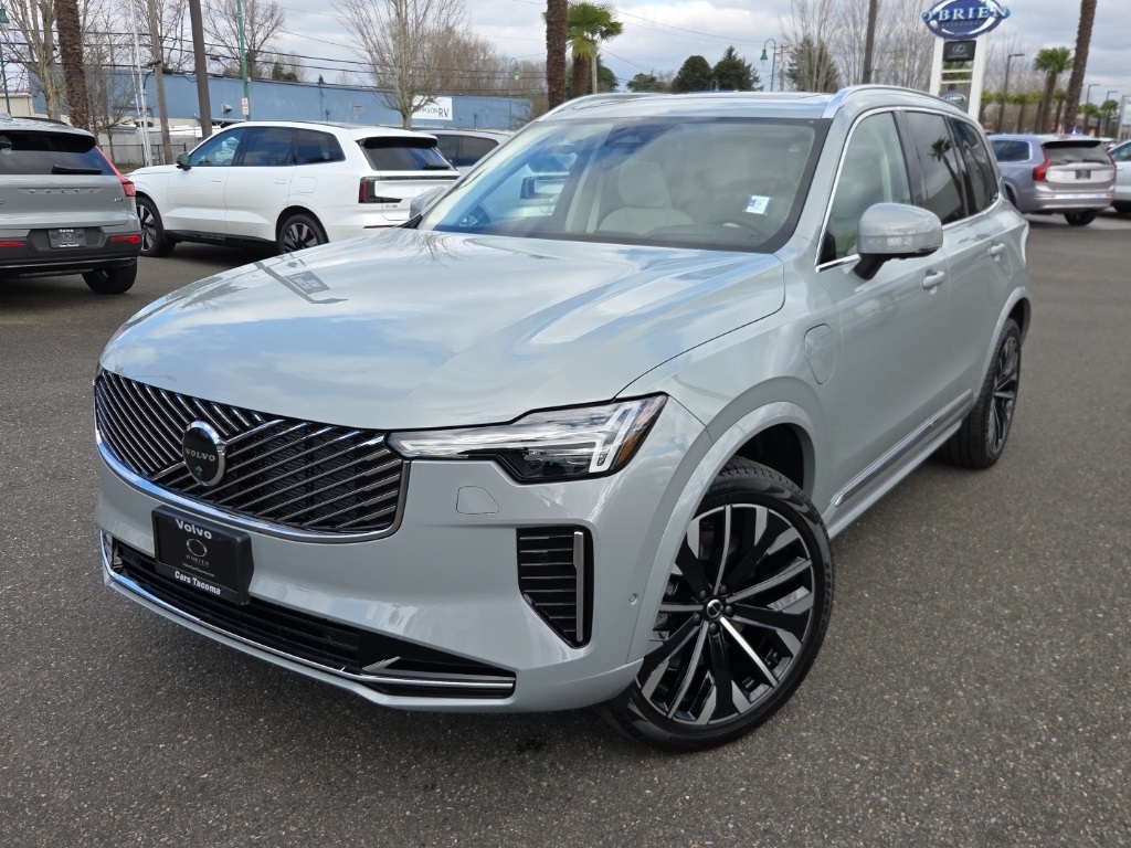 2026 Volvo XC90 plug-in hybrid