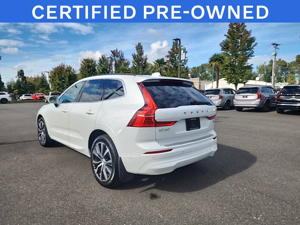 Used 2022 Volvo XC60 B5 Momentum SUV