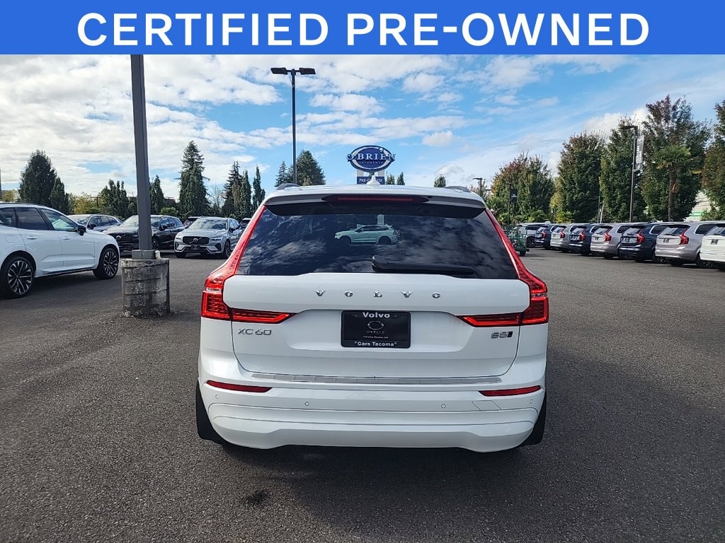 Used 2022 Volvo XC60 B5 Momentum SUV