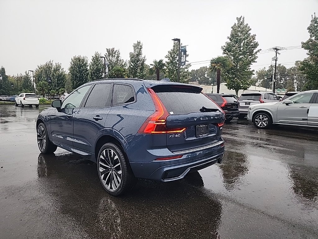 New 2027 Volvo XC60 plug-in hybrid T8 Ultra SUV