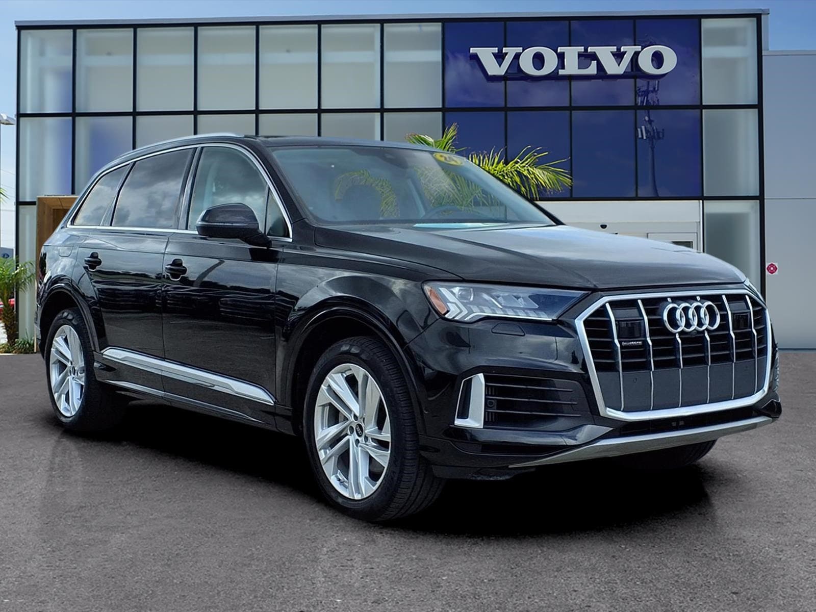 2024 Audi Q7 Premium Plus