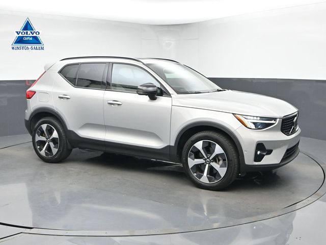 2024 Volvo XC40