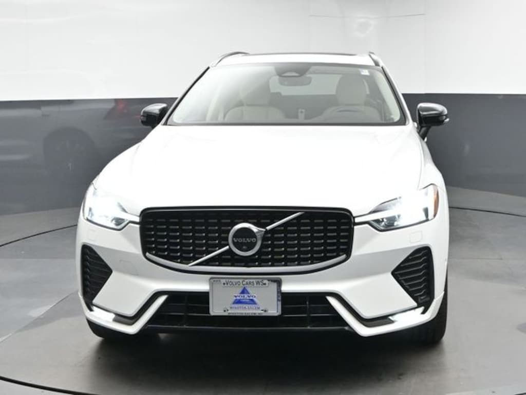 Used 2023 Volvo XC60 B5 Plus Dark Theme SUV