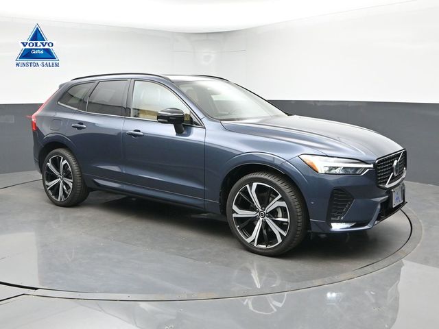 2023 Volvo XC60 B5 Ultimate Dark Theme SUV