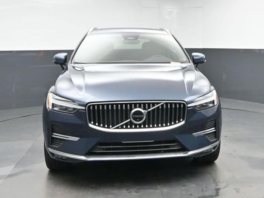 Used 2023 Volvo XC60 B5 Plus Bright Theme SUV