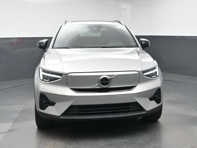 Used 2023 Volvo XC40 Recharge Pure Electric Twin Plus SUV