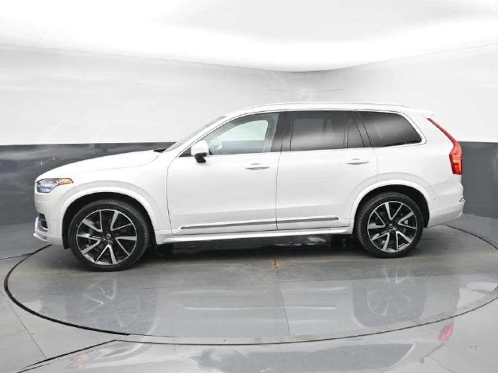 Used 2025 Volvo XC90 B5 Plus SUV