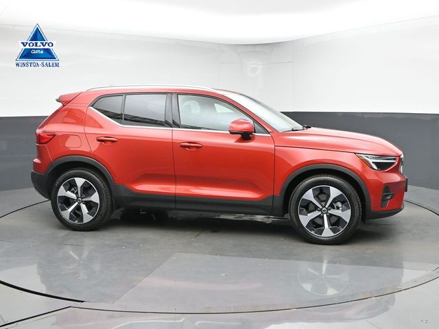 2023 Volvo XC40
