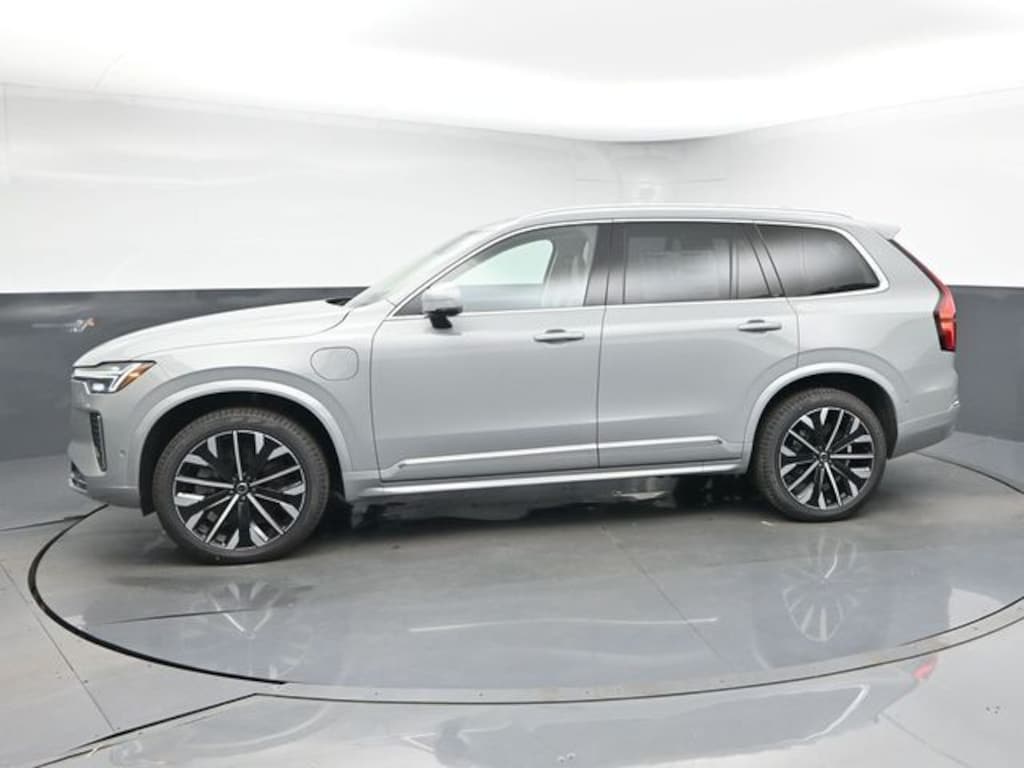 New 2026 Volvo XC90 plug-in hybrid T8 Ultra 7-Seater SUV