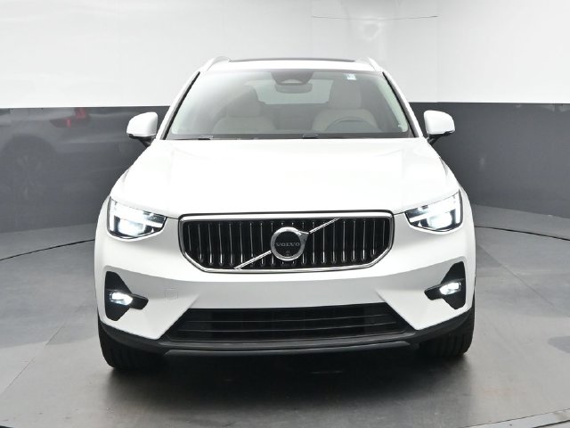Used 2024 Volvo XC40 Ultimate SUV