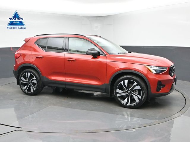 2023 Volvo XC40