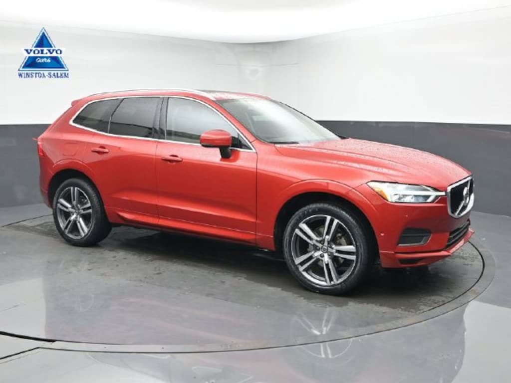Used 2019 Volvo XC60 T5 Momentum SUV