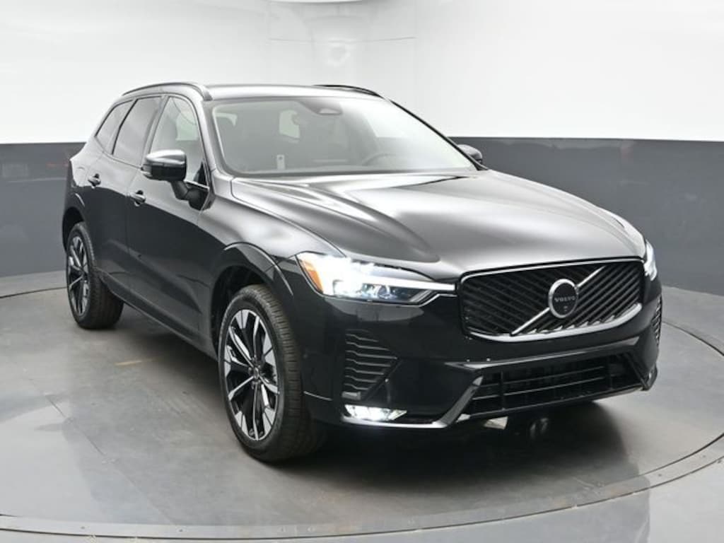 New 2026 Volvo XC60 B5 Plus SUV