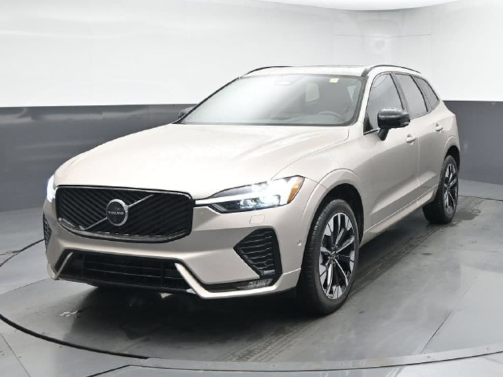 New 2026 Volvo XC60 B5 Plus SUV