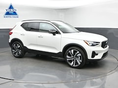 2026 Volvo XC40 B5 Plus AWD V26278 SUV