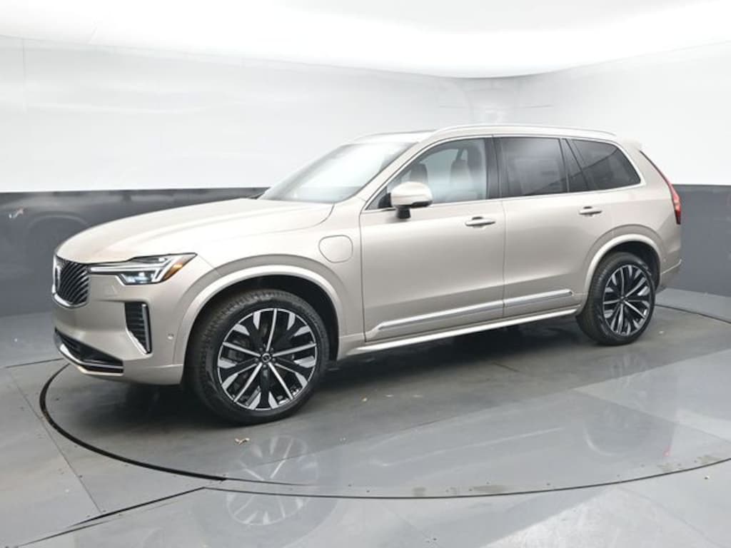 New 2026 Volvo XC90 plug-in hybrid T8 Plus 7-Seater SUV