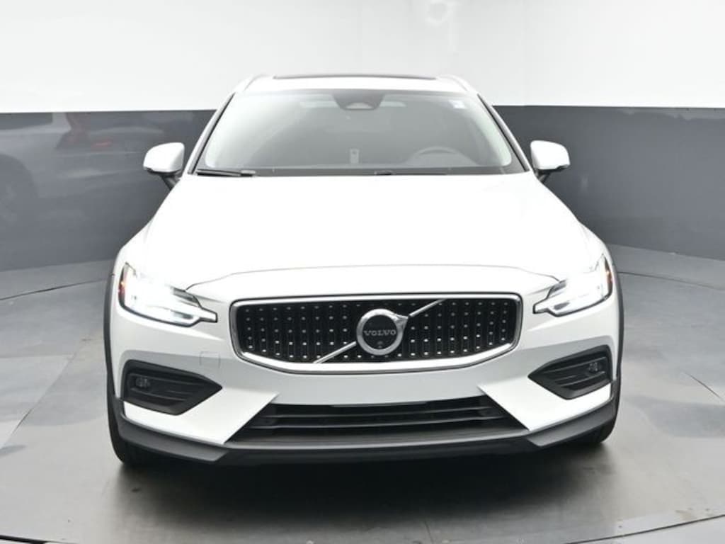 Used 2025 Volvo V60 Cross Country B5 Plus Wagon