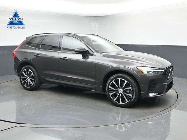 2023 Volvo XC60 B5 Plus Dark Theme SUV