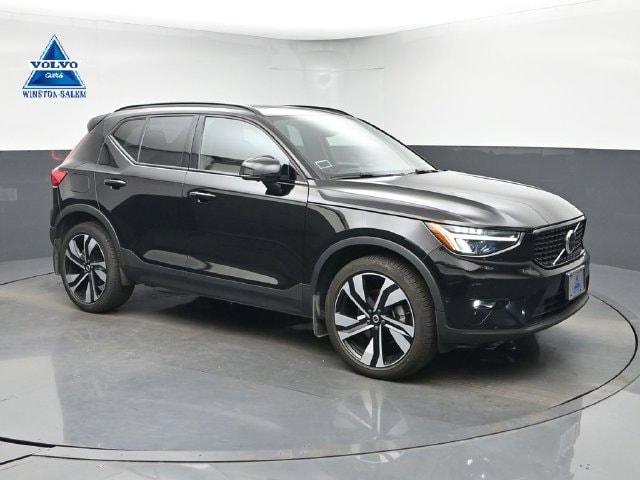 2023 Volvo XC40