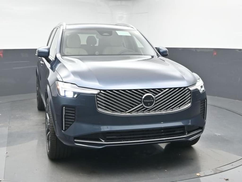 New 2026 Volvo XC90 B6 Plus 7-Seater SUV