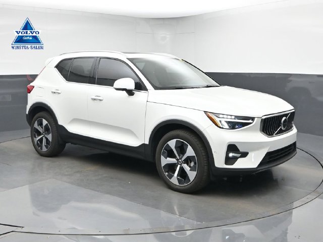 2024 Volvo XC40