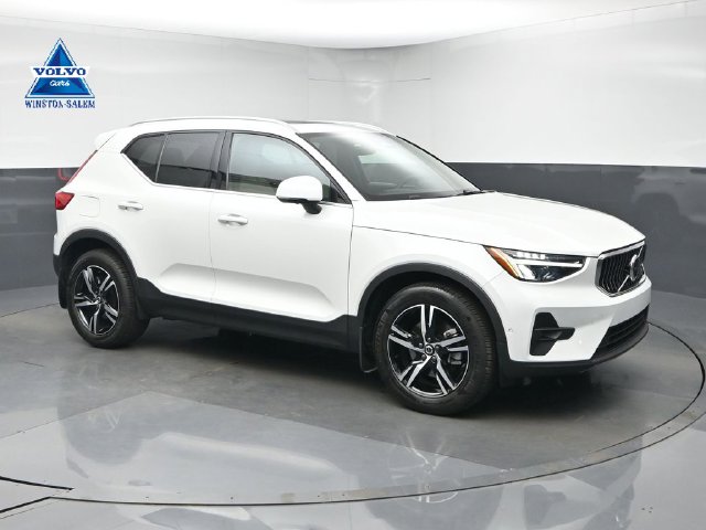 2023 Volvo XC40
