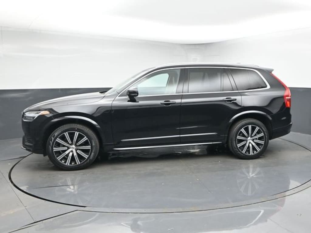 Used 2023 Volvo XC90 B6 Core SUV