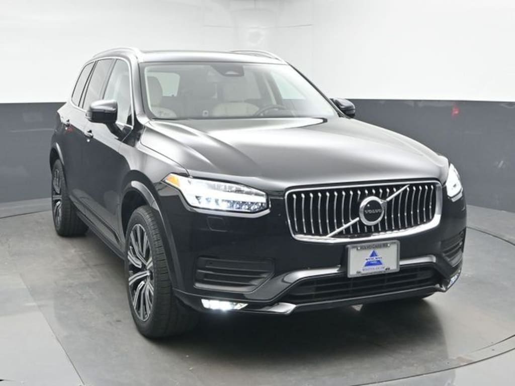 Used 2023 Volvo XC90 B6 Core SUV