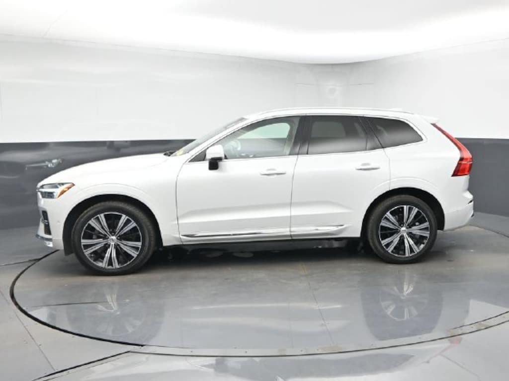 Used 2023 Volvo XC60 B5 Plus Bright Theme SUV