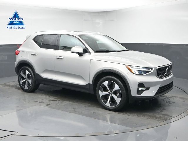 2024 Volvo XC40