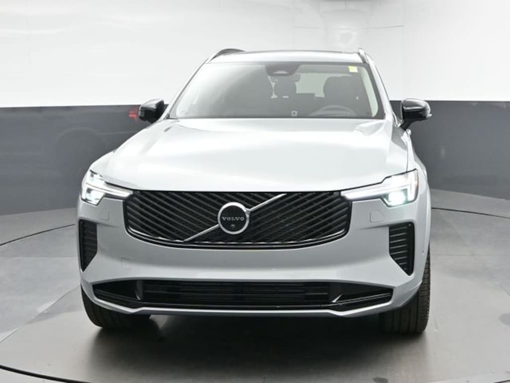 New 2026 Volvo XC90 plug-in hybrid T8 Ultra Dark Theme 7-Seater SUV