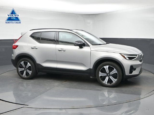  Volvo XC40 Recharge Pure Electric