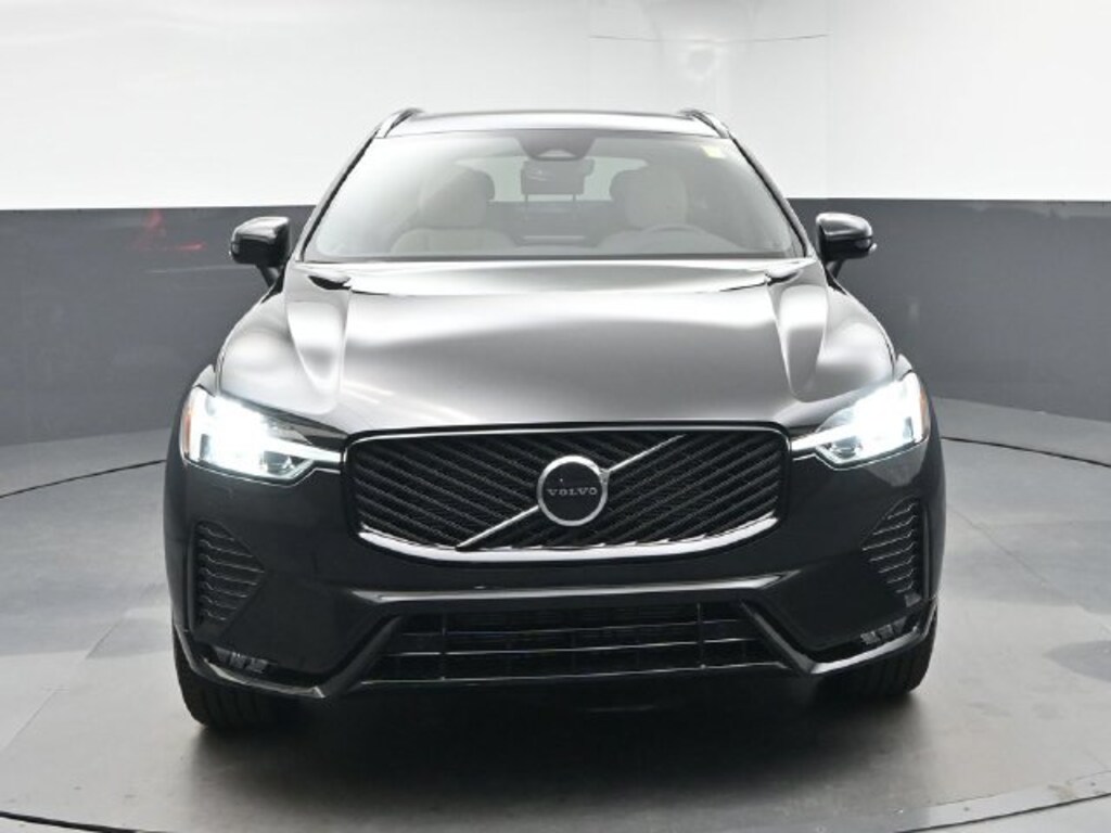 New 2027 Volvo XC60 B5 Core SUV