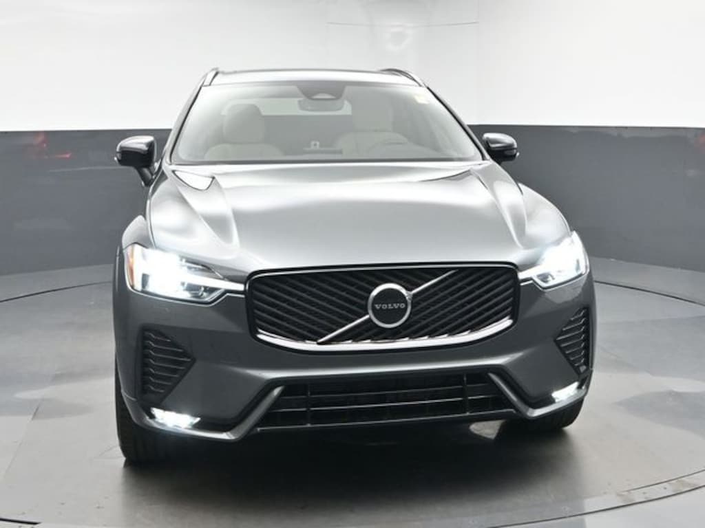 New 2027 Volvo XC60 B5 Core SUV