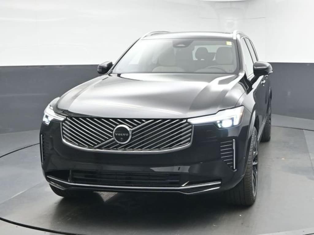 New 2026 Volvo XC90 plug-in hybrid T8 Plus 7-Seater SUV