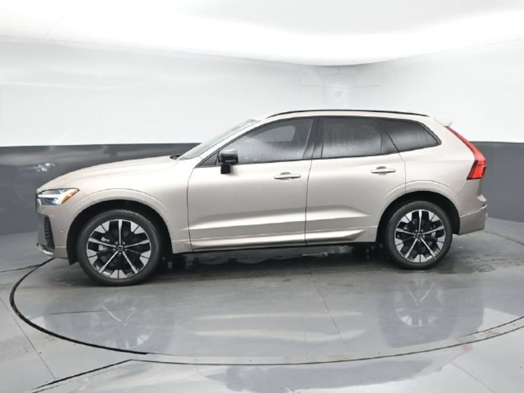 New 2026 Volvo XC60 B5 Plus SUV