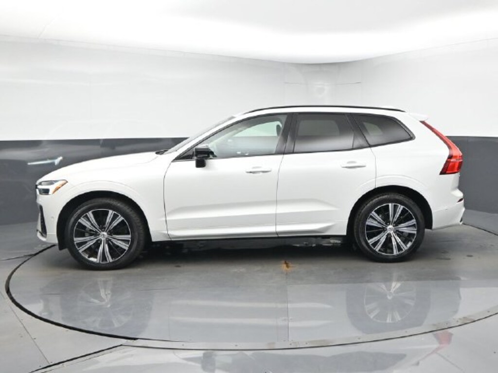 Used 2024 Volvo XC60 B5 Plus Dark Theme SUV