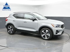 2026 Volvo XC40 B5 Plus AWD V26280 SUV