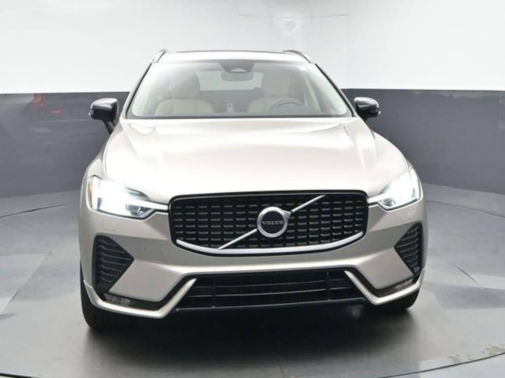 Used 2024 Volvo XC60 B5 Core SUV