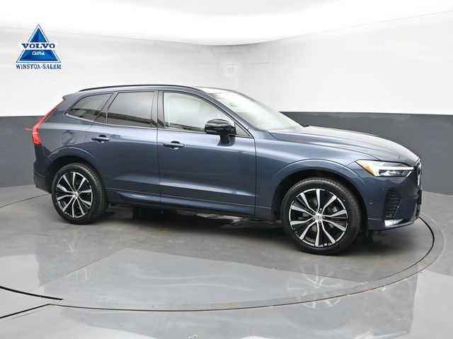 2024 Volvo XC60 B5 Plus Dark Theme SUV