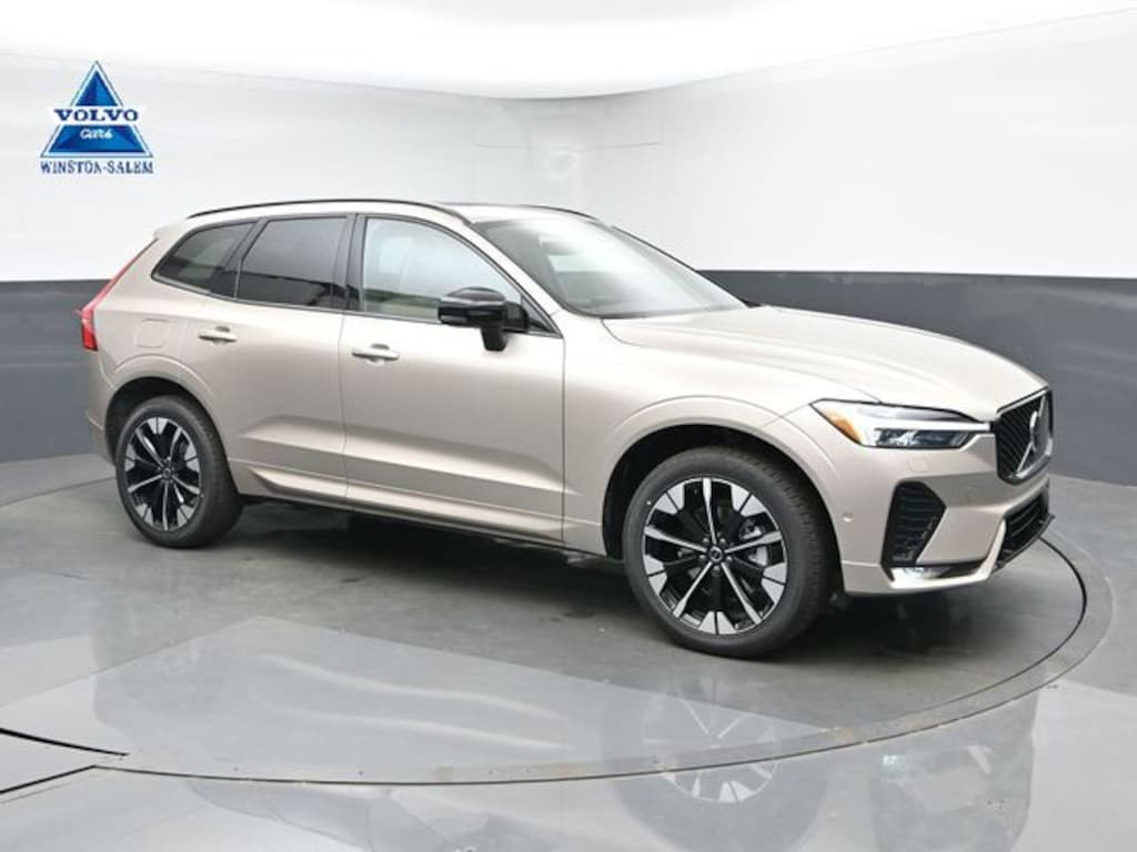 New 2026 Volvo XC60 B5 Plus SUV