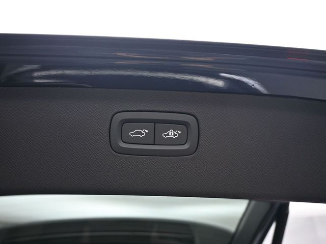 2026 Volvo XC90 Plus - Photo 33