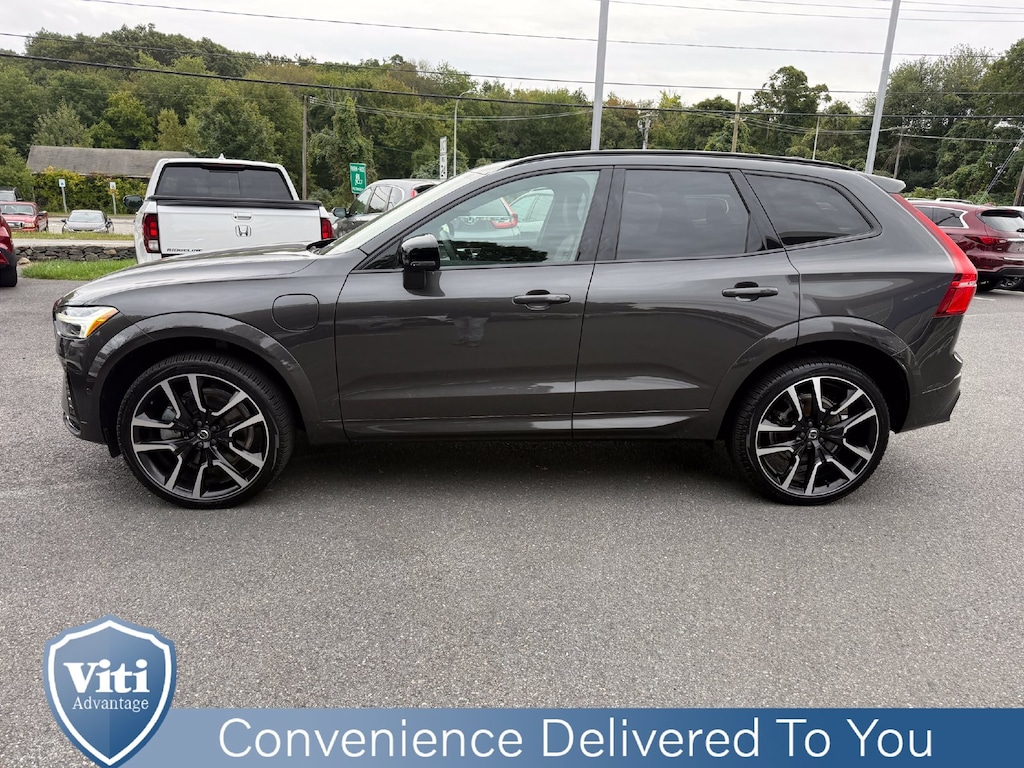 Certified 2024 Volvo XC60 plug-in hybrid T8 Ultimate Dark SUV