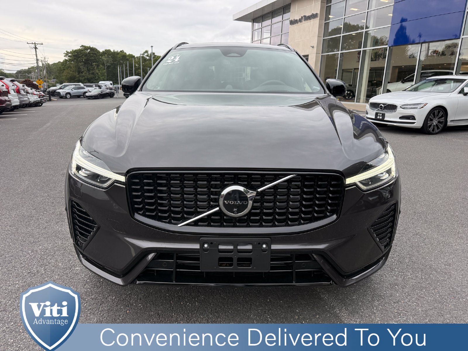 Certified 2024 Volvo XC60 plug-in hybrid T8 Ultimate Dark SUV