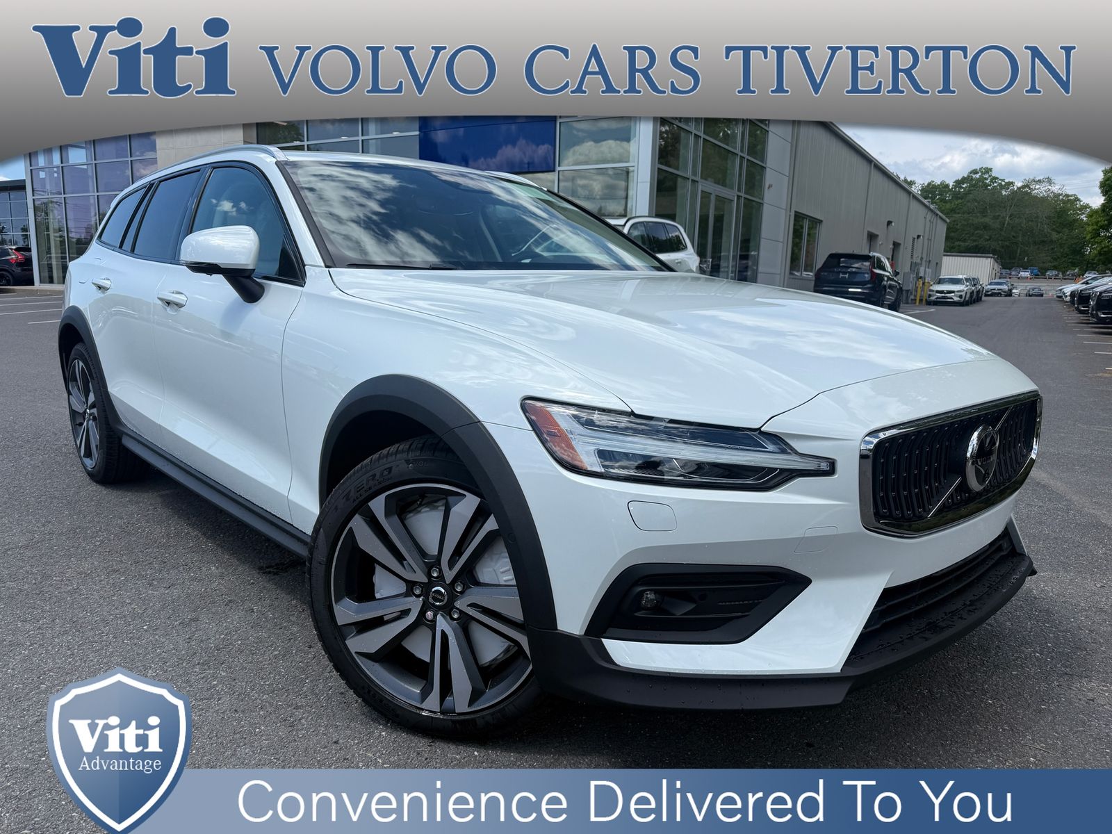 2026 Volvo V60 Cross Country Plus