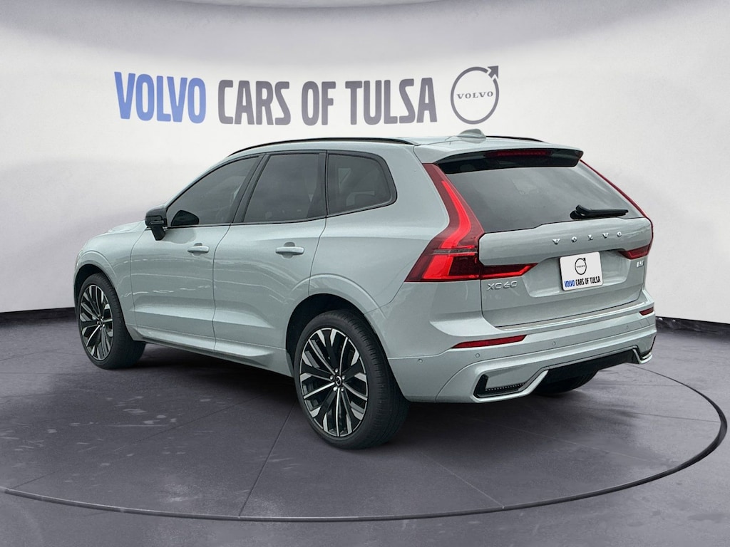 New 2026 Volvo XC60 B5 Ultra SUV